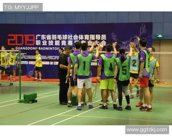 成都羽毛球队团队协作变革引发热议助力竞技水平提升与发展